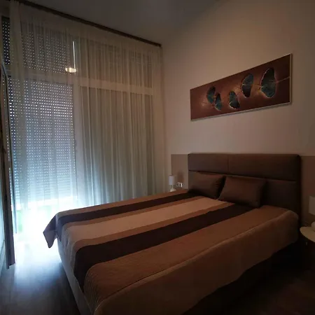 In - Balaton 51094 Apartman *