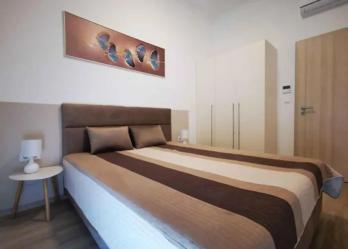 In - Balaton 51094 דירה שיופוק